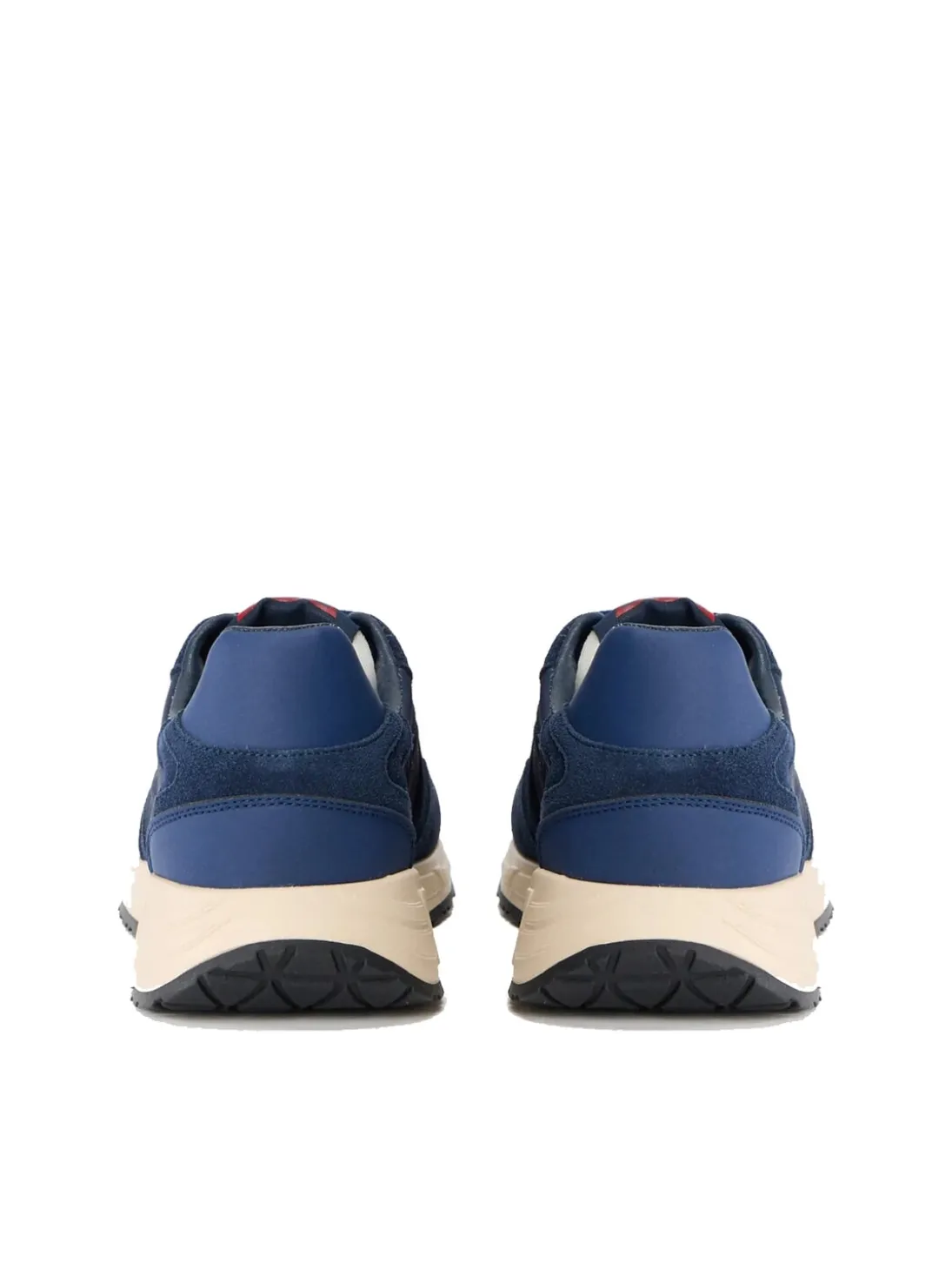 ARIA Sneakers