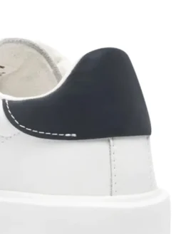 BUCK Sneakers