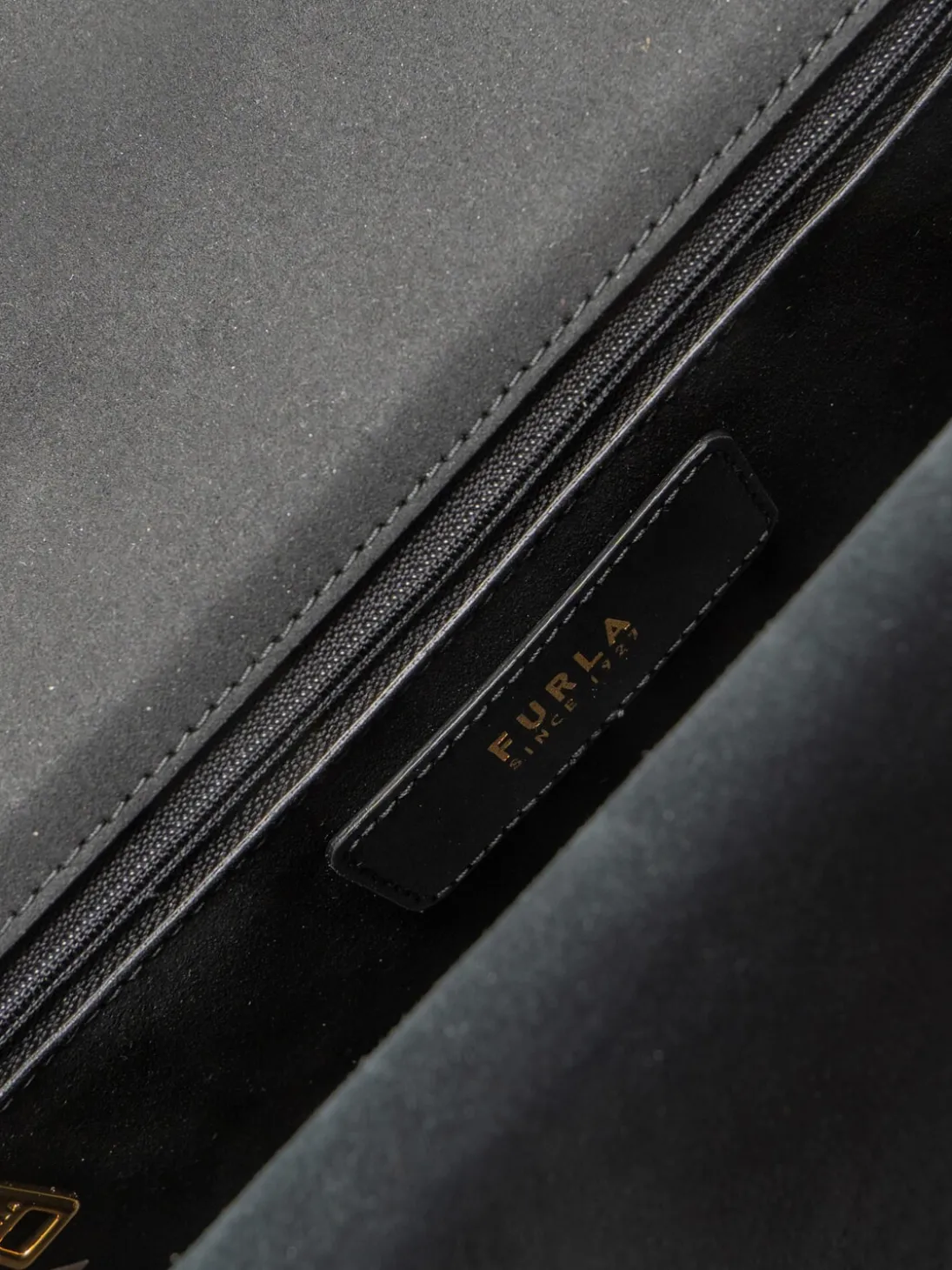 CAMPIONARIO - SFERA Mini Bag in pelle. a tracolla