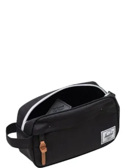 CHAPTER Beauty case