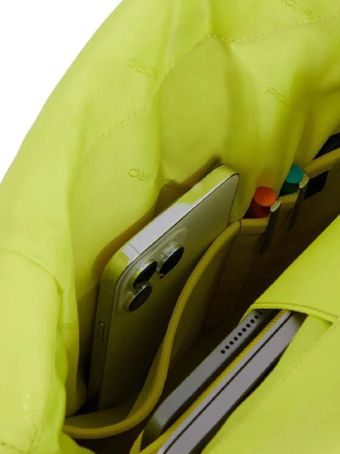 CORNER SPECIALE GOMMATO Zaino roll-top porta pc 15.6"