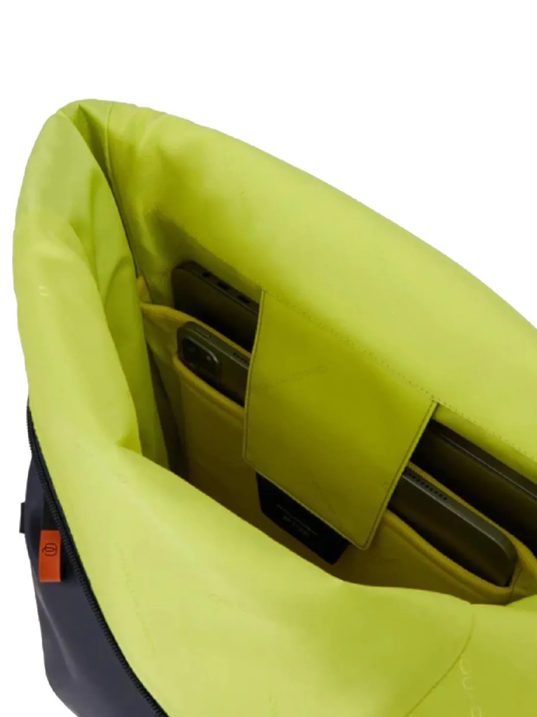 CORNER SPECIALE GOMMATO Zaino roll-top porta pc 15.6"