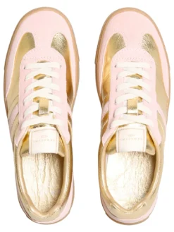 COURT Sneakers