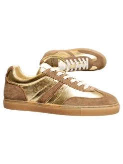 COURT Sneakers