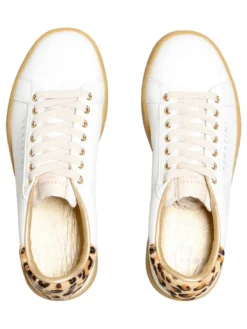 J CONNORS Sneakers