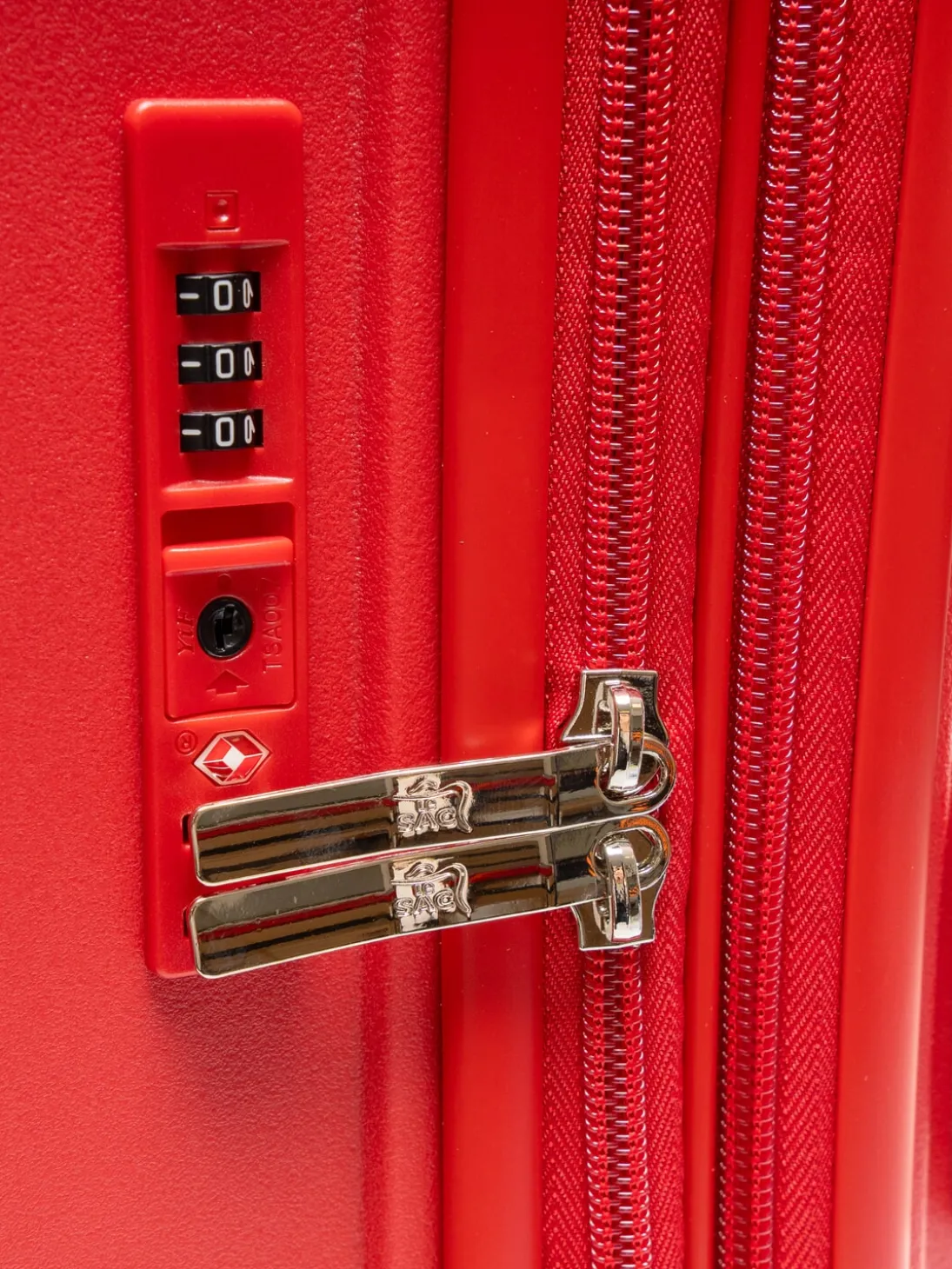 LIGHT POP 2 Set 3 trolley: cabin, medio e grande espandibili