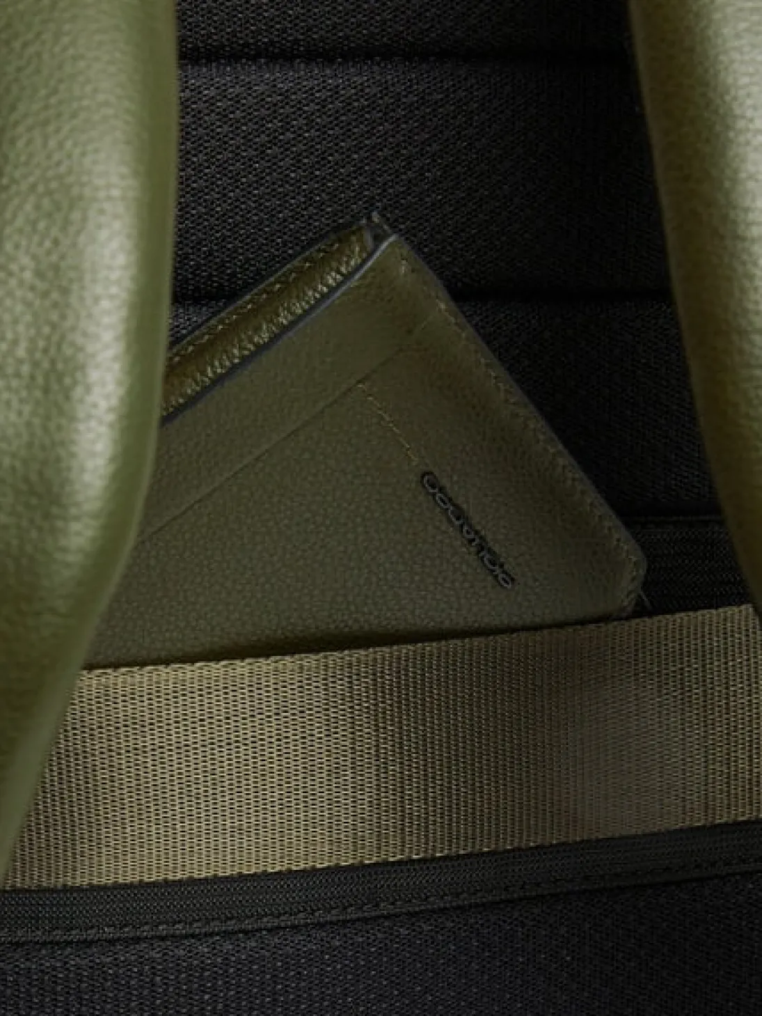 RUSSEL Zaino in pelle porta pc 15.6"