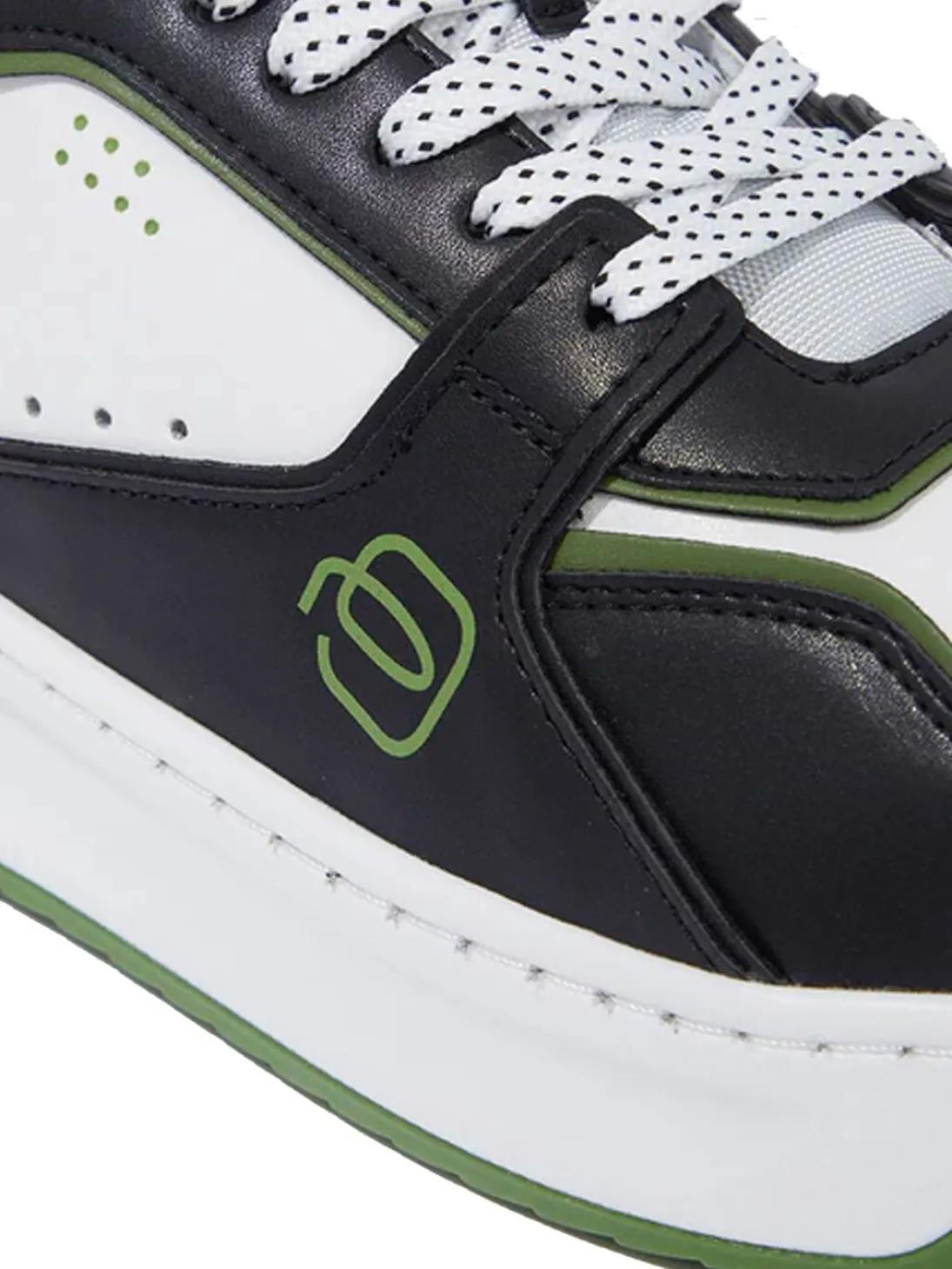 URBAN Sneakers
