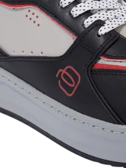 URBAN Sneakers