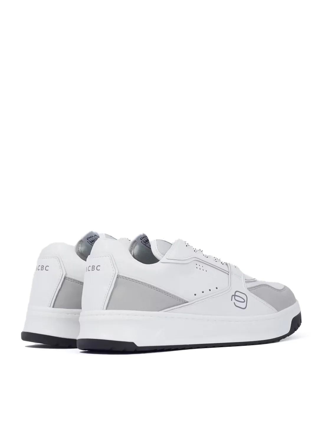 URBAN Sneakers