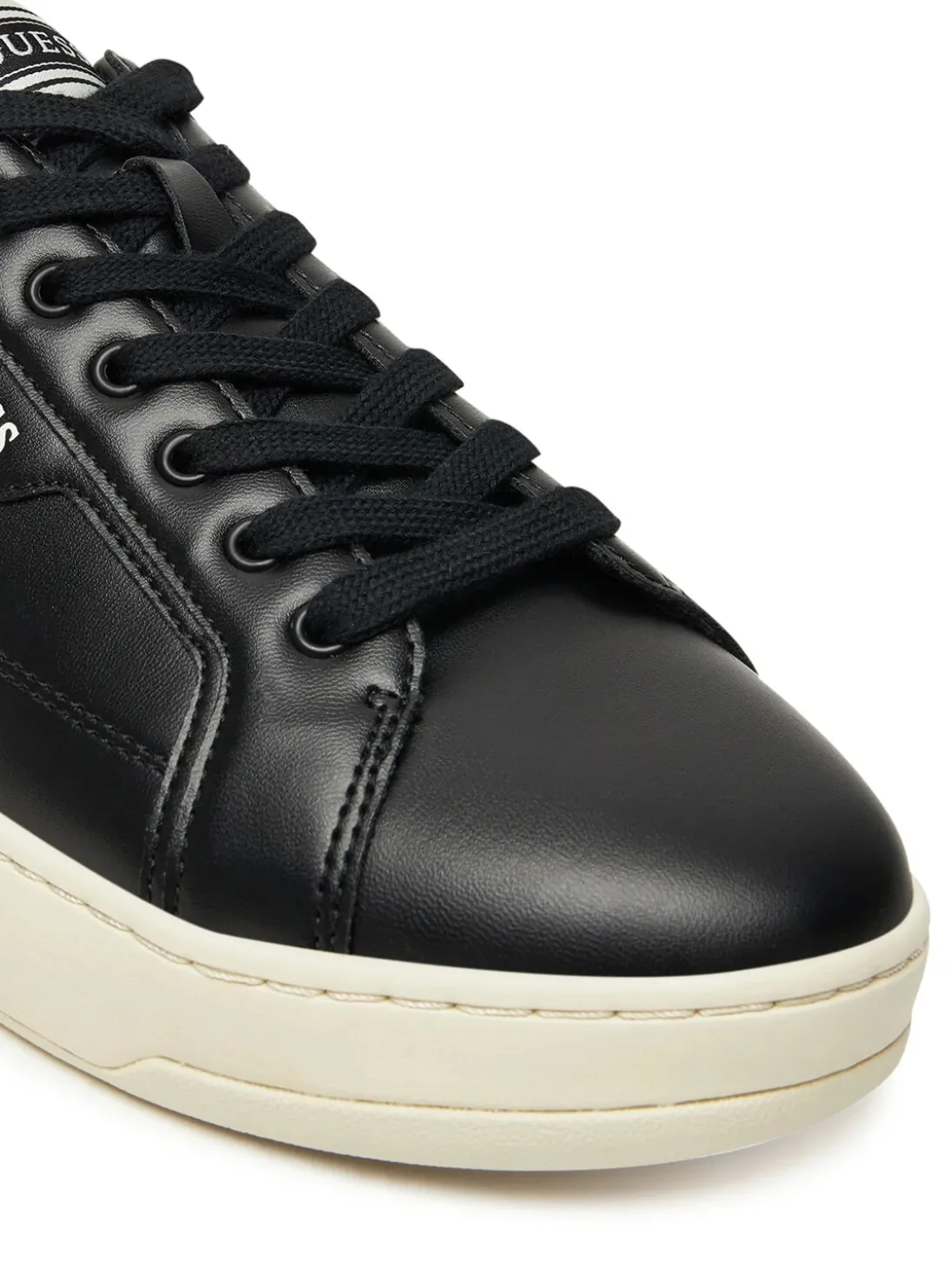 VINCI Sneakers