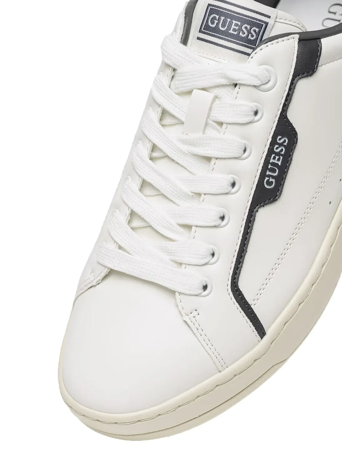 VINCI Sneakers